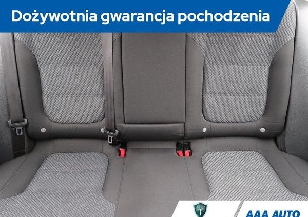 Volkswagen Jetta cena 36500 przebieg: 125947, rok produkcji 2012 z Biały Bór małe 121